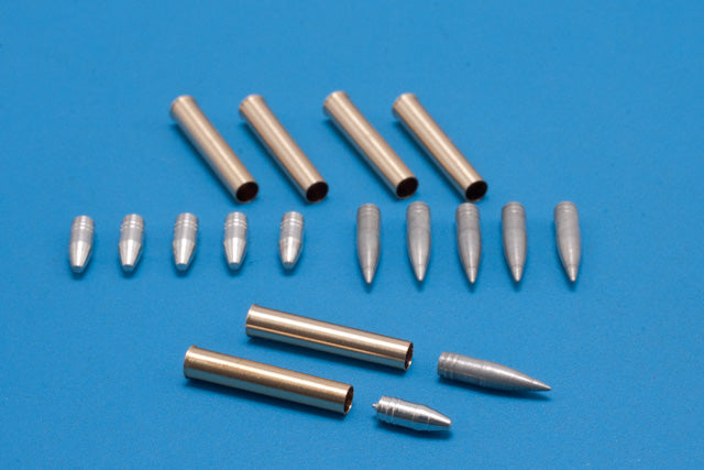 Photo of 1/72 scale metal artillery cartridges for 12.8cm PaK 40 L/61 from RB Model 72P10, including armor-piercing, high-explosive, and "Sturer Emil" shells.