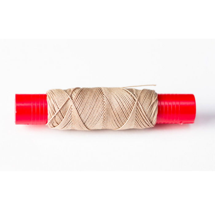 Photo of Amati B4124,05 high-quality model ship rope, 0.50mm diameter and 20m length, coiled neatly.