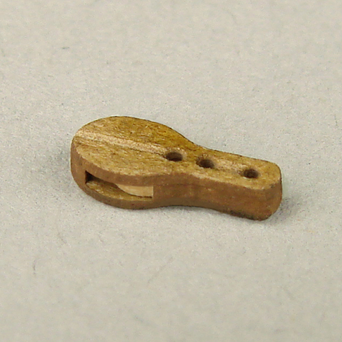 Image of Shipyard's 8.5mm Lift Block, precision-cut card rigging block designed for easy self-assembly, perfect for adding detailed rigging to model ships.