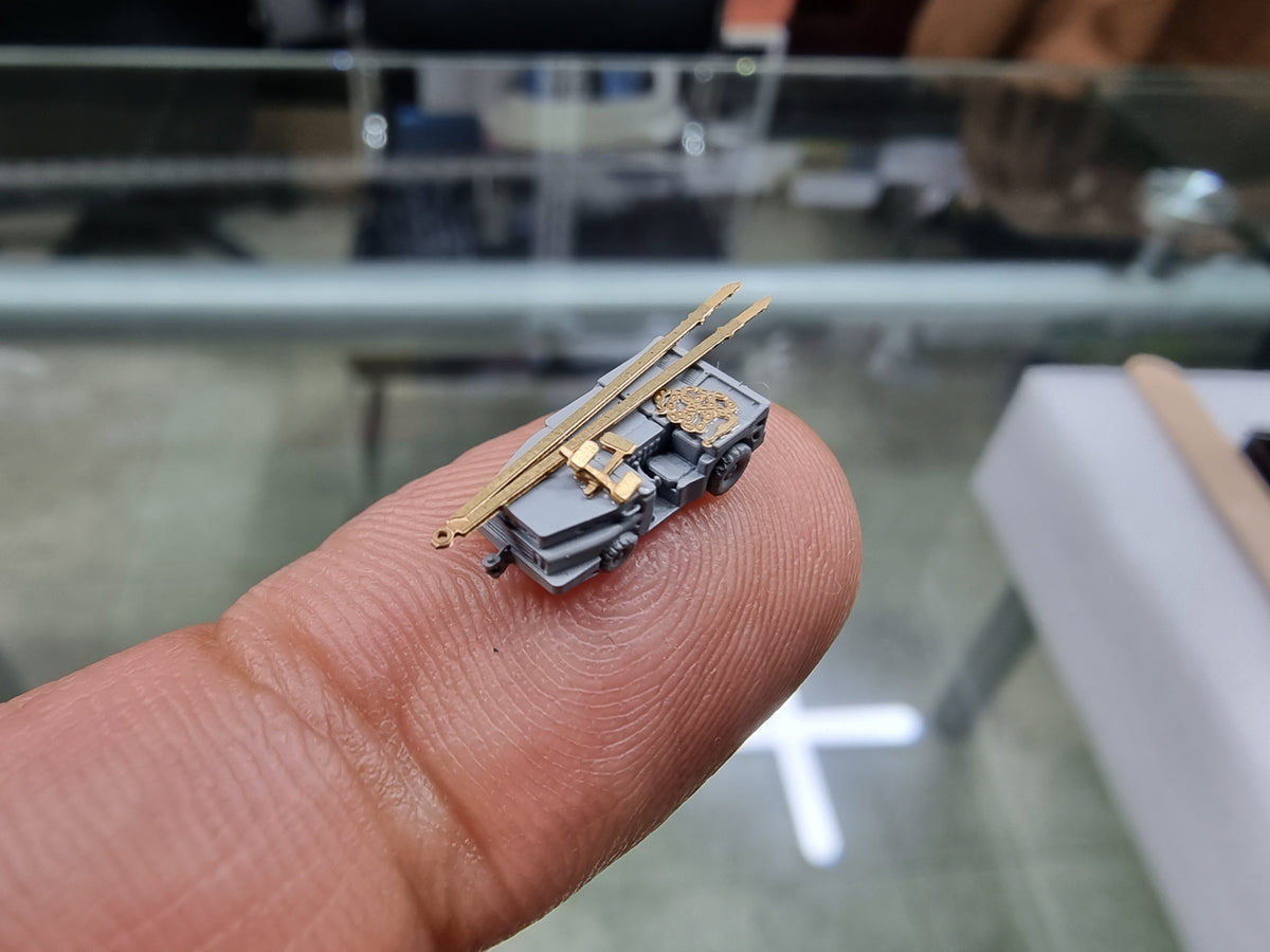 Photo of HS Model US Navy MD-3 Tractors short and long type 1/350 scale resin set with photo-etched parts