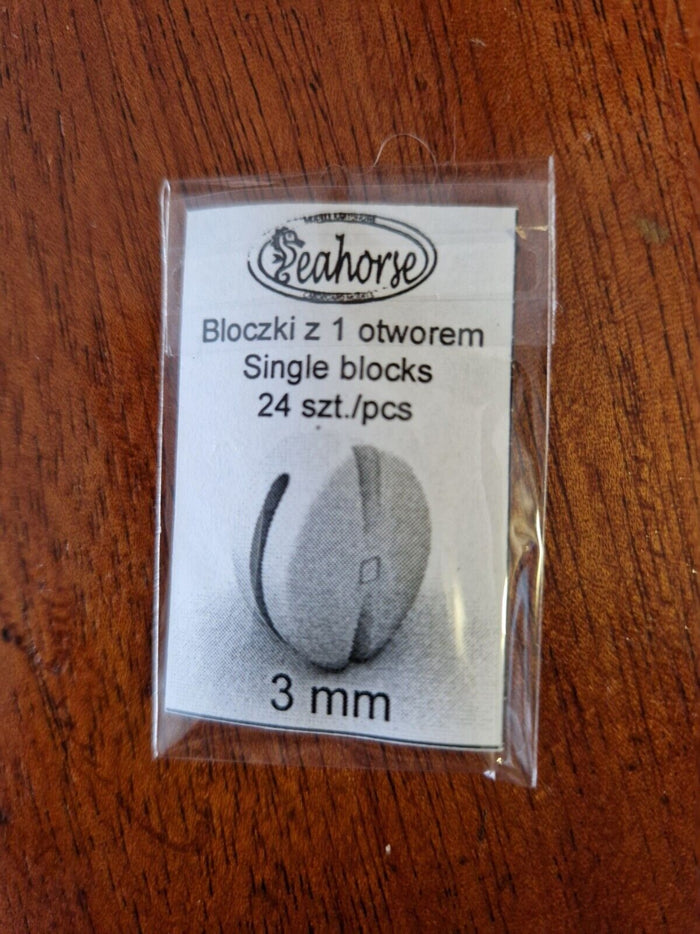 Image of Seahorse's 24pcs 3mm 3D Printed Single Blocks, showcasing their precision and high-quality detailing, perfect for enhancing scale model ships and miniature projects.