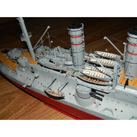Photo of the Orel Publishing 043 Grazhdanin 1:200 card model kit depicting the Russian battleship from 1917
