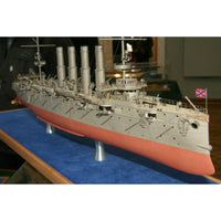 Photo of the 1:200 scale card model kit of the Russian cruiser Variag 1902 from Orel Publishing