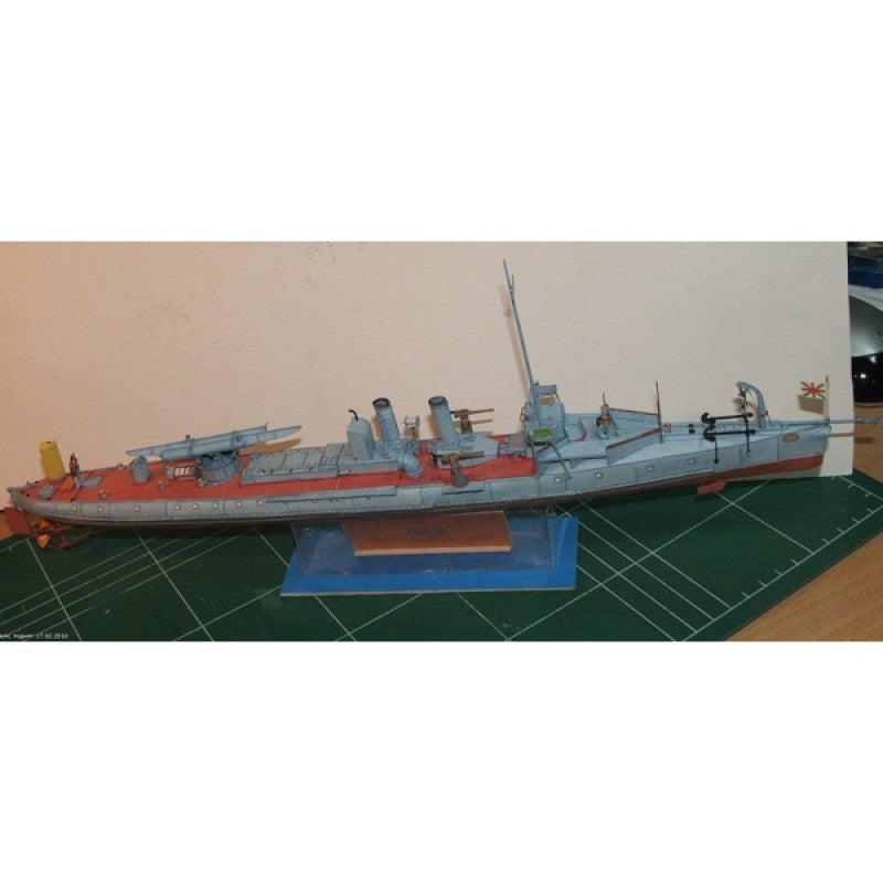 Photo of the Oriel 1:100 scale paper model kit of the Bulgarian torpedo boat Derzky (1912), showing printed sheets and detailed components.