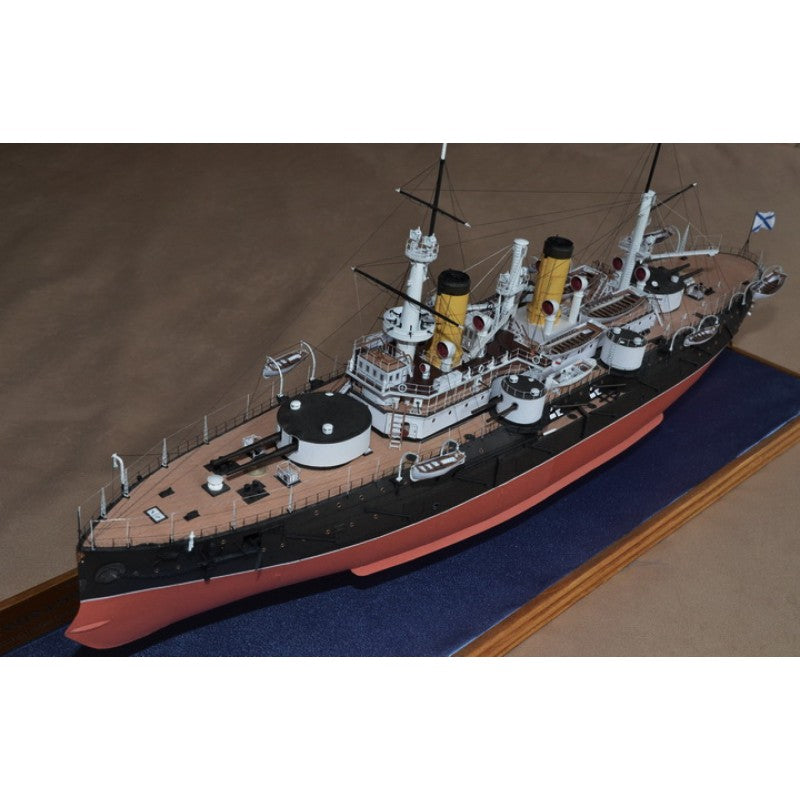 Photo of the Orel 095 Sevastopol 1:200 Russian squadron battleship card model kit