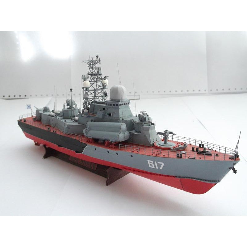 Photo of the Mirage small missile ship 1:200 card model kit from Orel Publishing 127
