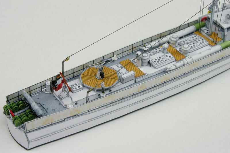Photo of HMV Harbor S-boat S7–S13 papermodel kit in 1/250 scale with two detailed ships and pier