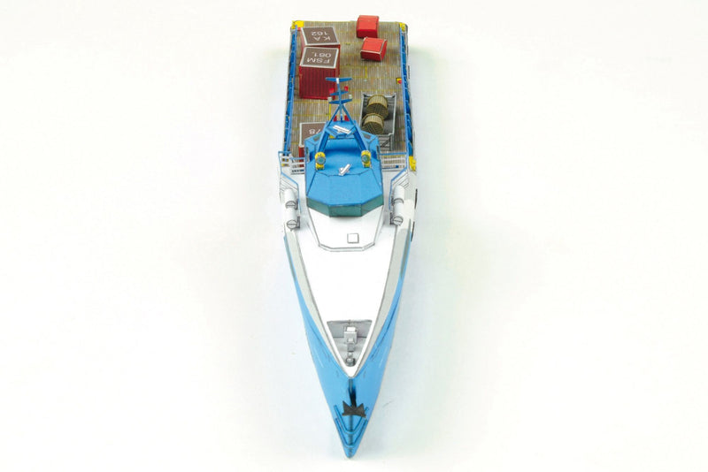 Photo of HMV Fast Crew Supplier Doña Diana 1:250 paper model ship kit designed by Till Schade, featuring blue Axe-Bow hull and deck cargo.