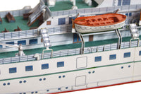 Photo of HMV Wappen von Hamburg 1/250 scale paper model kit with detailed hull, lifeboats, and railings.