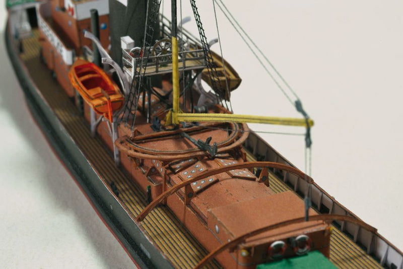 Photo of the HMV card model kit of the 1924 salvage tug Seefalke in 1:250 scale with trawler Lappland and tug Scheelenkuhlen.