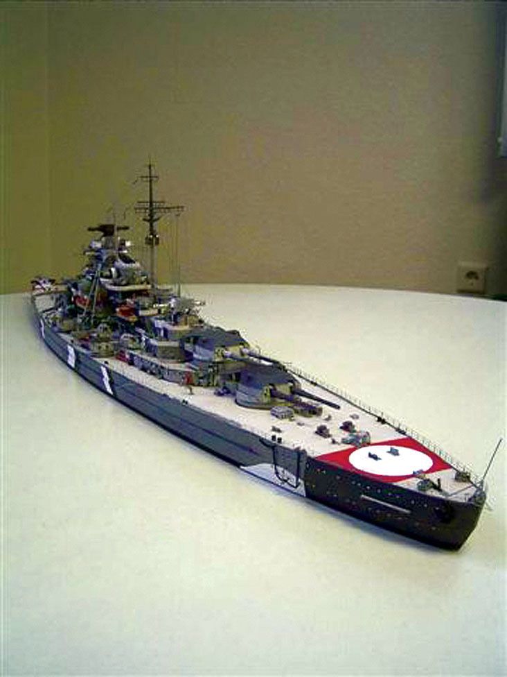 Photo of HMV Battleship Bismarck 1:250 Card Model Kit with camouflage, expert series paper model (103964)