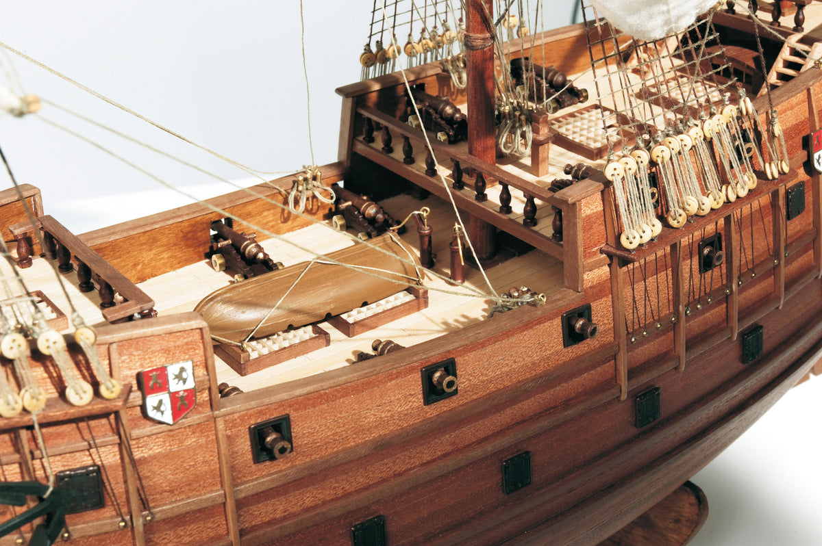 Photo of OcCre San Martín 1:90 scale wooden Spanish Armada galleon model kit