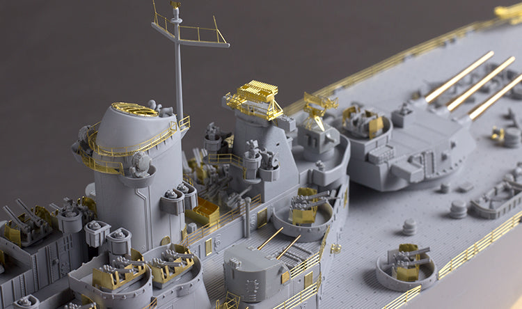 Photo of USS Missouri BB-63 1:350 scale model kit Very Fire VF350909 WWII battleship