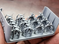 Photo of USN Oerlikon 20mm Cannon Type C 1:200 resin model set with 12 cannons and 20 ammo lockers by HS Model