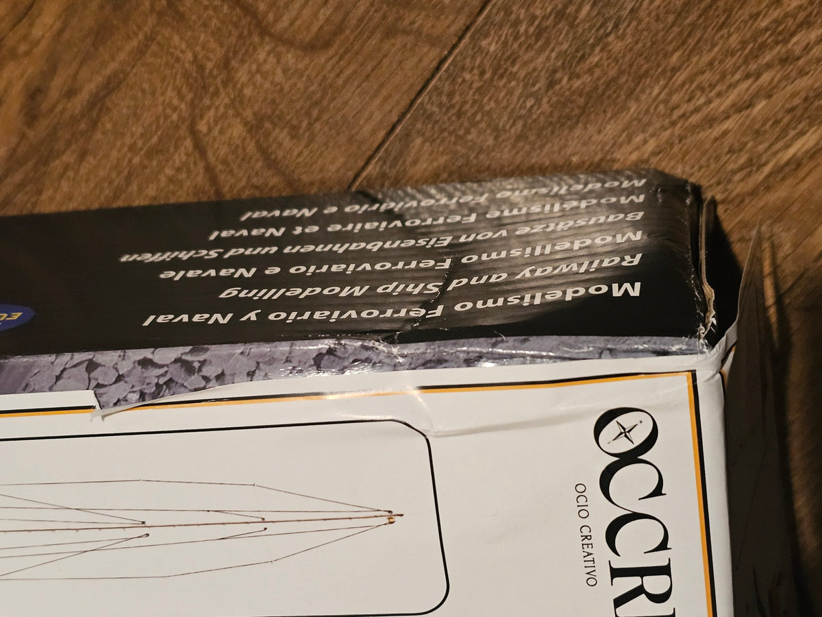 20% off Endeavour America's Cup Yacht 1:75 OcCre (12013) Opened and Damaged Box
