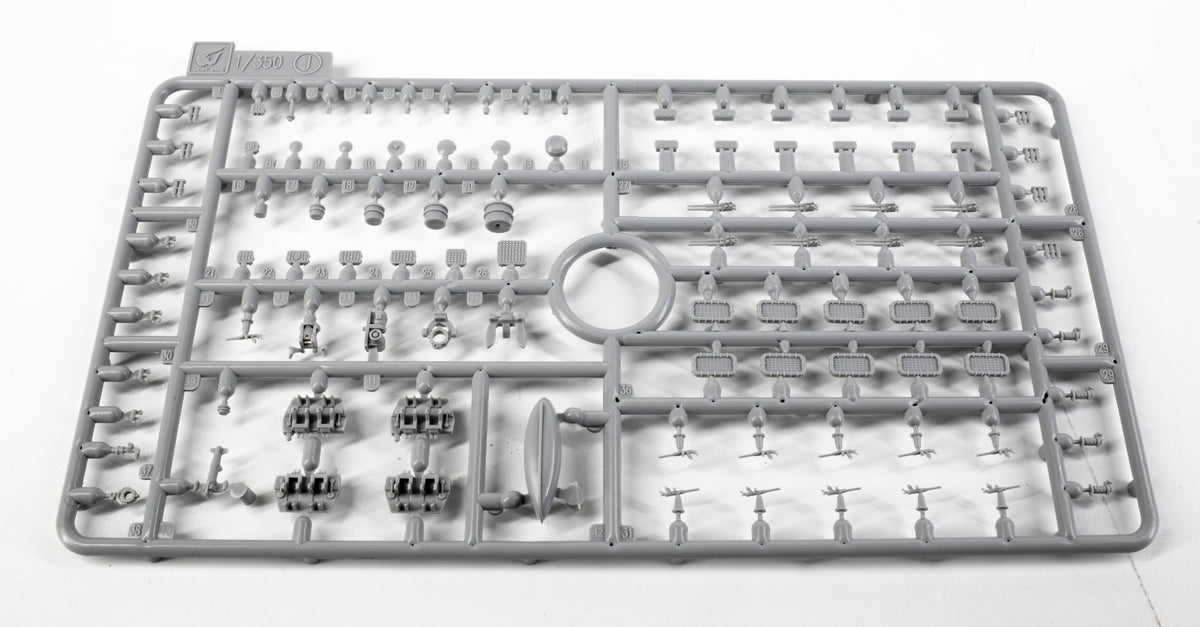 Photo of USS Montana BB-67 1:350 scale Very Fire VF350913 battleship model kit