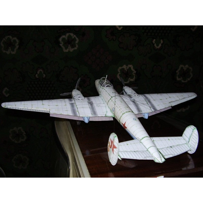 Photo of Pe-3 Heavy Fighter 1:33 Orel 004 paper model kit in winter camouflage