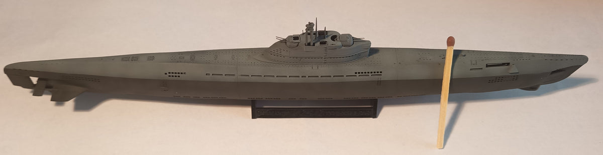 Photo of U-boot U-2540 resin model submarine kit in 1/700, 1/400, 1/350, and 1/200 scale with detailed hull and conning tower