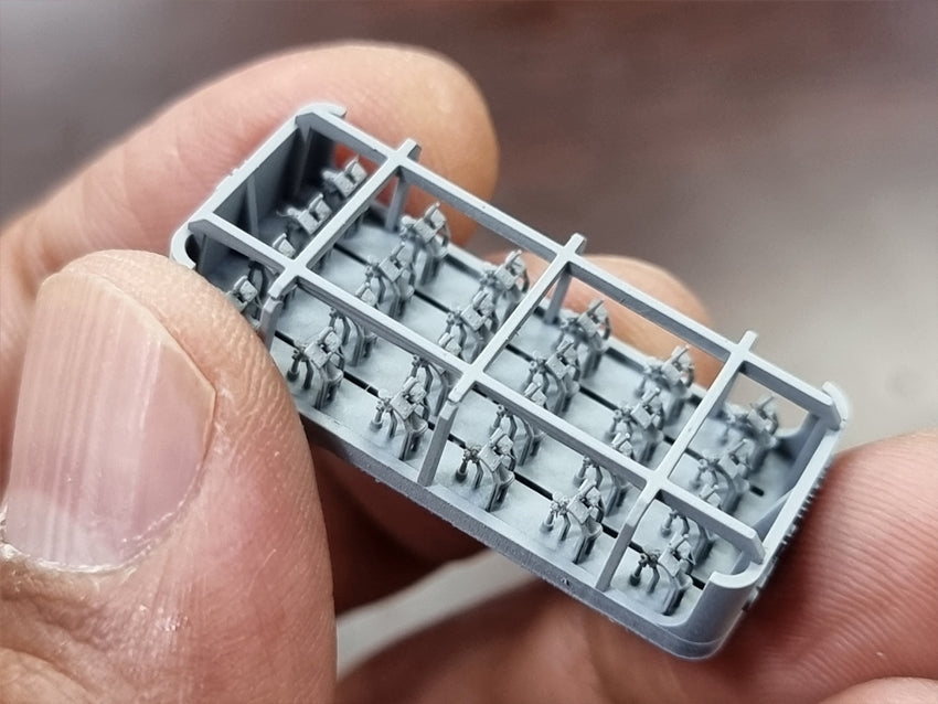 Photo of USN Oerlikon 20mm Cannon Type A resin set 1:700 scale by HS Model with 24 detailed AA guns