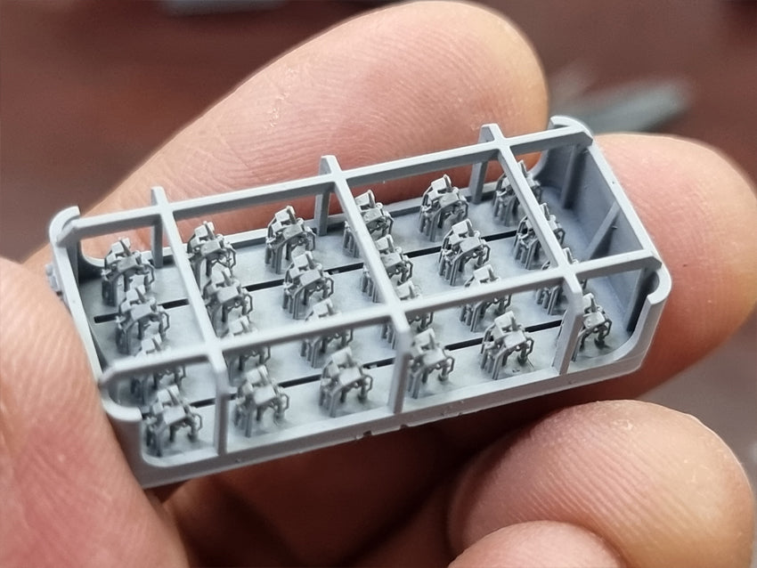 Photo of USN Oerlikon 20mm Cannon Type D resin set with 24 ammo lockers in 1/700 scale by HS Model