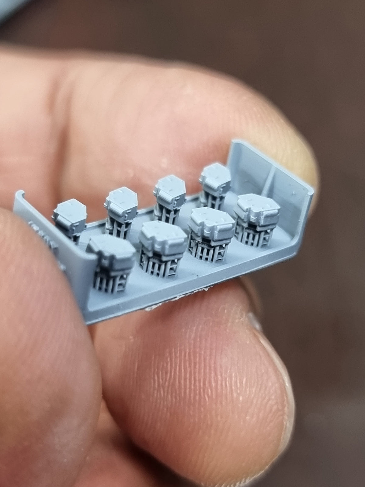 Photo of AN/SLQ-32 Electronic Warfare Suite 1:700 scale resin model set by HS Model HSM-U700007S showing detailed 3D printed parts