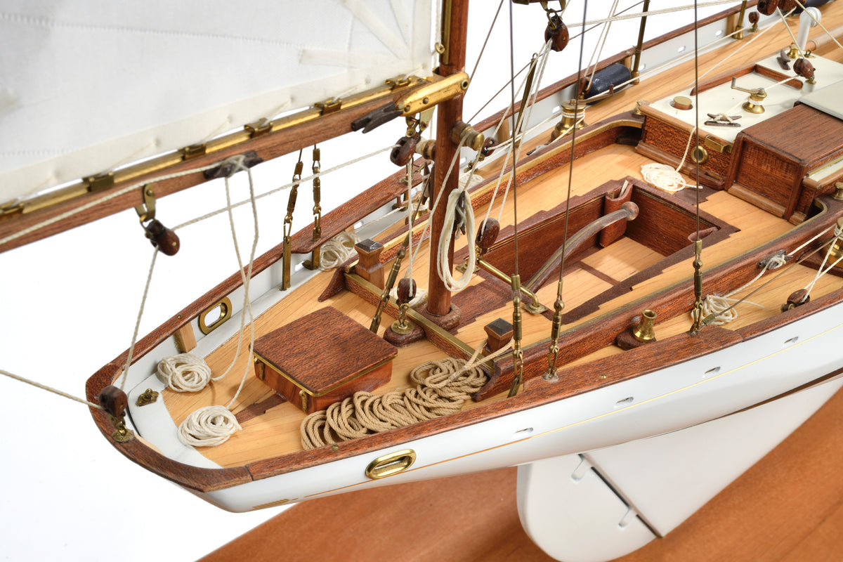 Photo of Amati Dorade 1:20 wooden racing yacht model kit