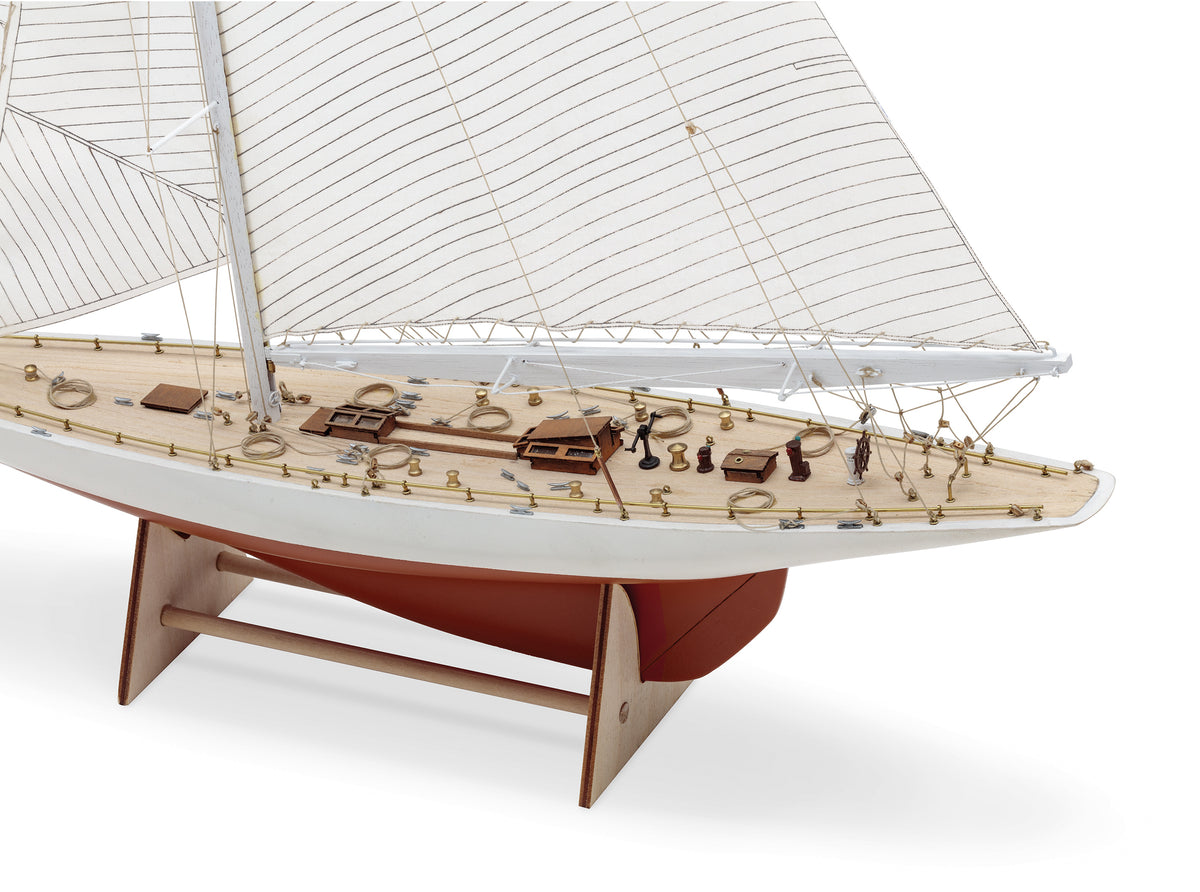 Photo of Rainbow America’s Cup 1934 wooden model kit Amati B1700/51 1:80 scale