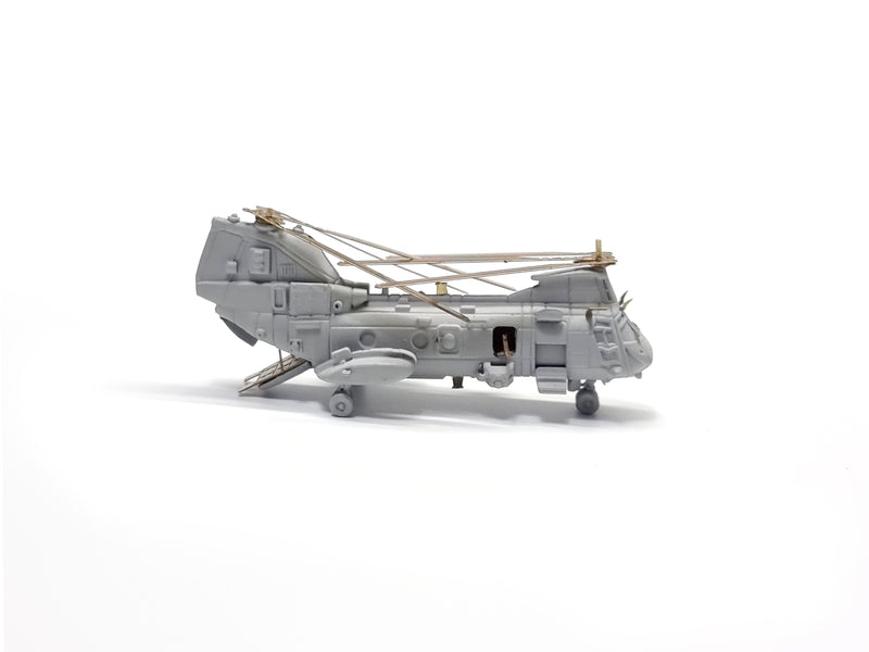 Photo of CH-46E Sea Knight 1/350 scale resin model helicopter set by HS Model HSM-U350040S