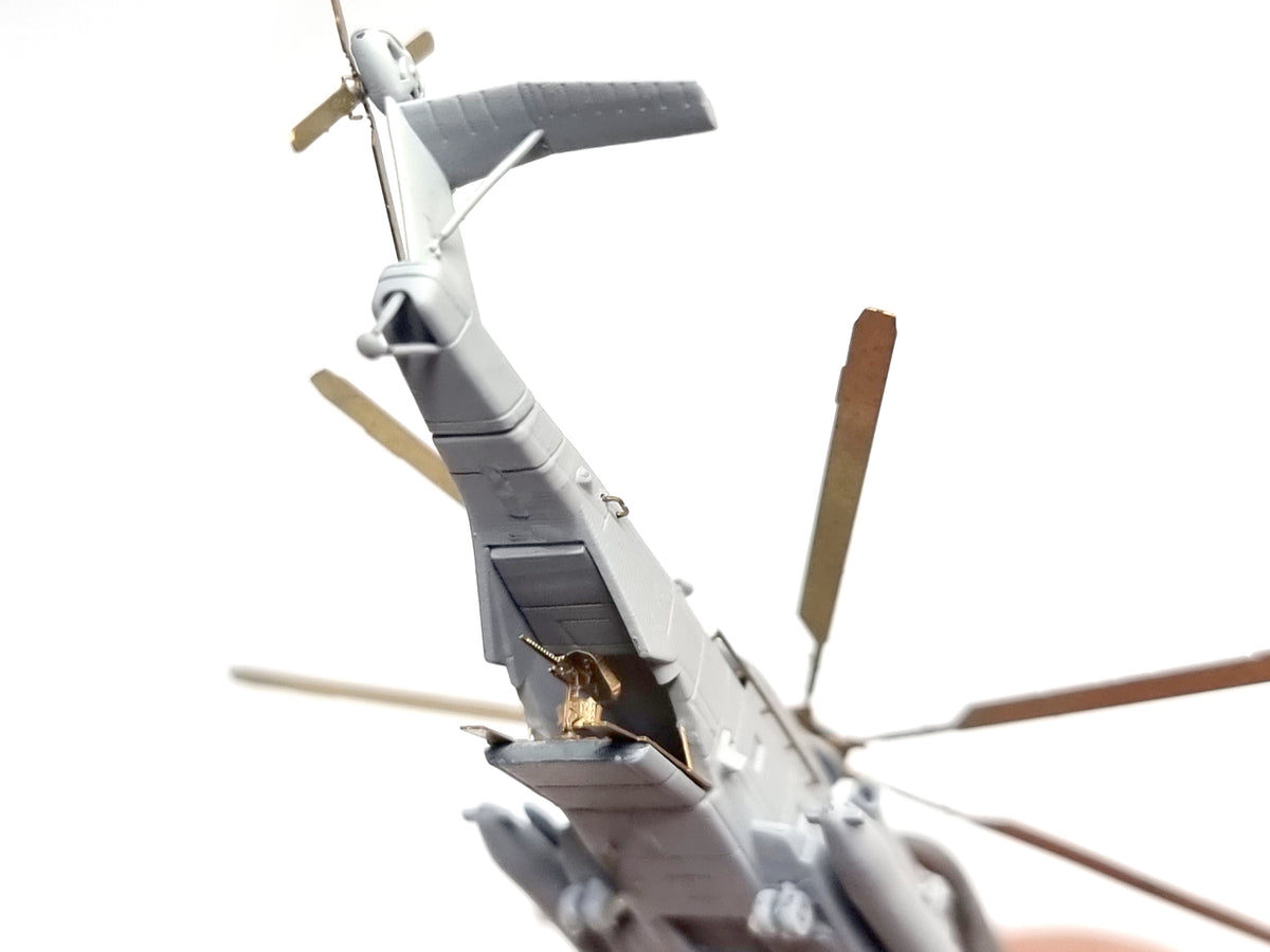 Photo of CH-53E Super Stallion 1/350 scale resin model kit with photo-etch and decals by HS Model