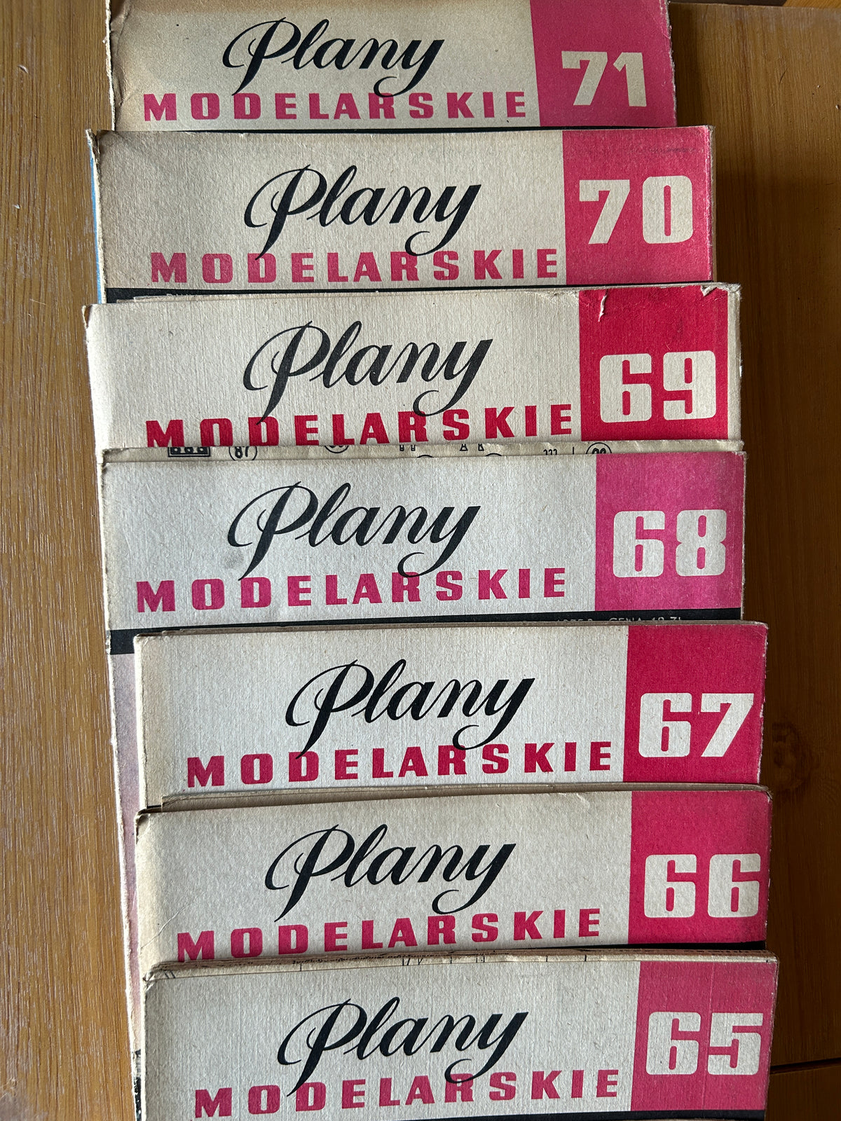 Photo of Plany Modelarskie complete set of 150 issues with folded A1 technical drawings for model building (1965–1989)