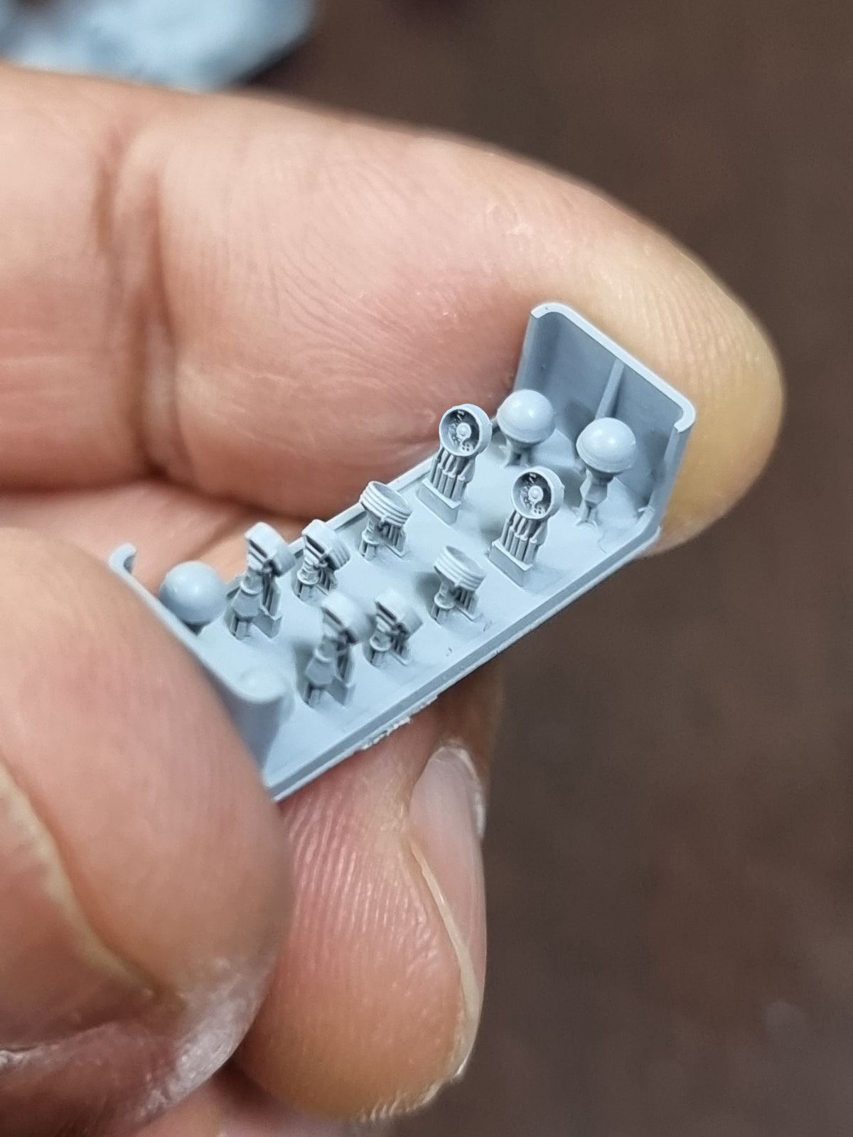 Photo of OE-82C / OE-570 SATCOM Antenna 1:700 scale resin model set by HS Model, showing 12 detailed 3D printed parts in two types