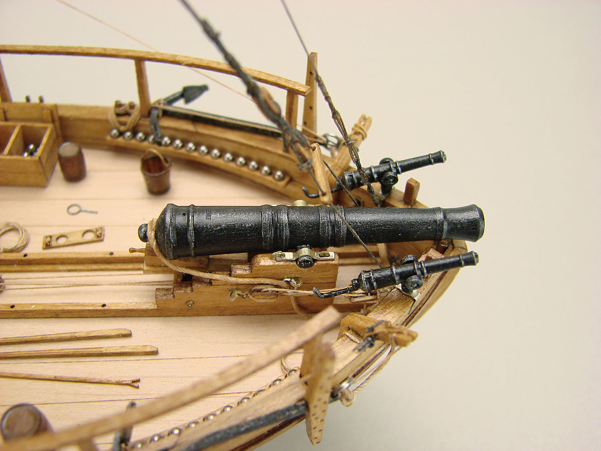 Photo of the Philadelphia American Gunboat 1776 wooden model kit in 1:72 scale by Shipyard WM:008