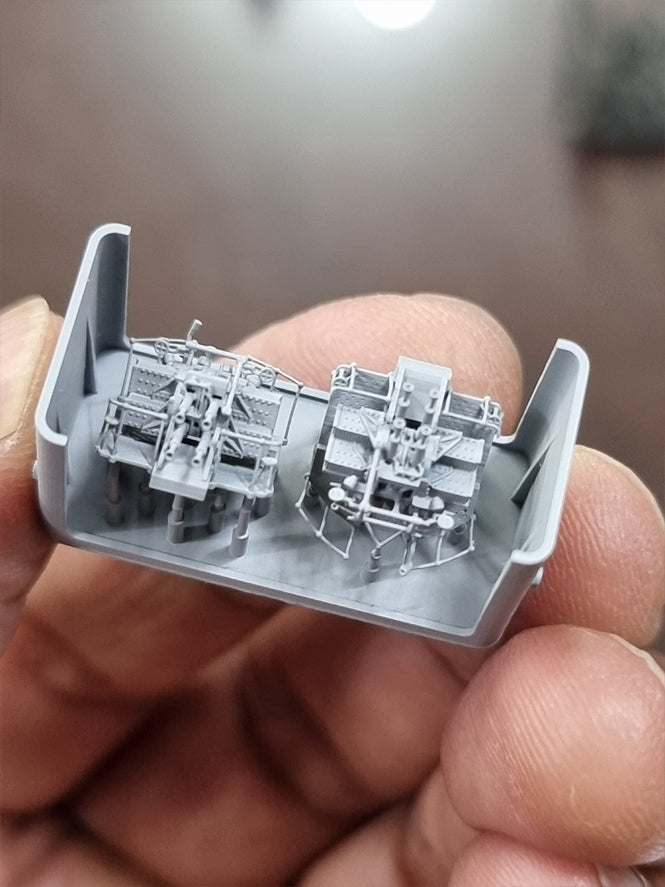 Photo of HS Model QF 2-Pounder POM-POM Quadruple Mount 1/350 scale resin set with six detailed 3D printed parts