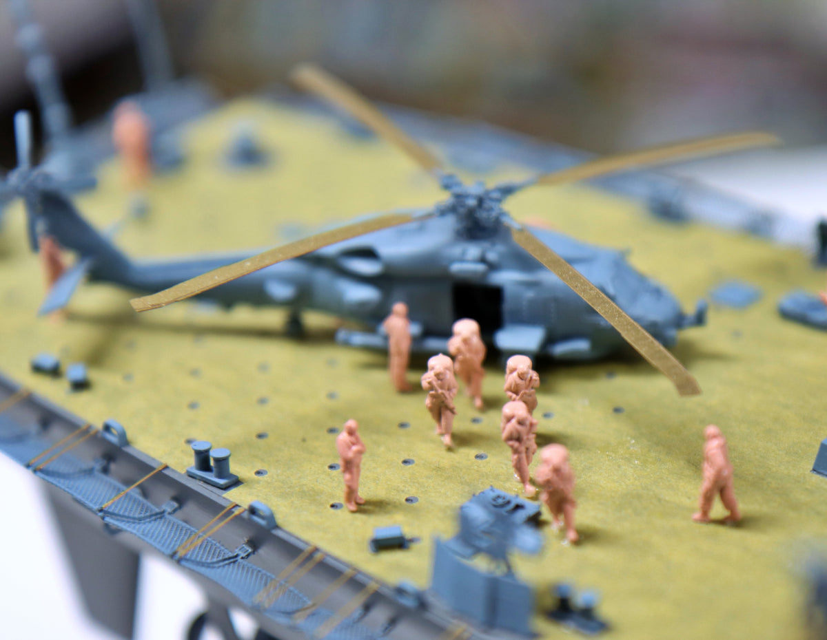Photo of US Navy Figures Type 2 1:200 resin mooring crew set with 25 naval figures for ship models