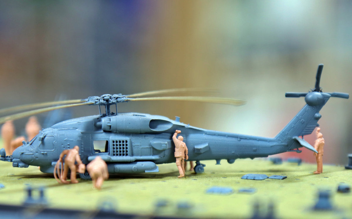 Photo of HS Model US Navy Figures Type 3 1:200 resin flight deck crew set with 25 detailed naval figures