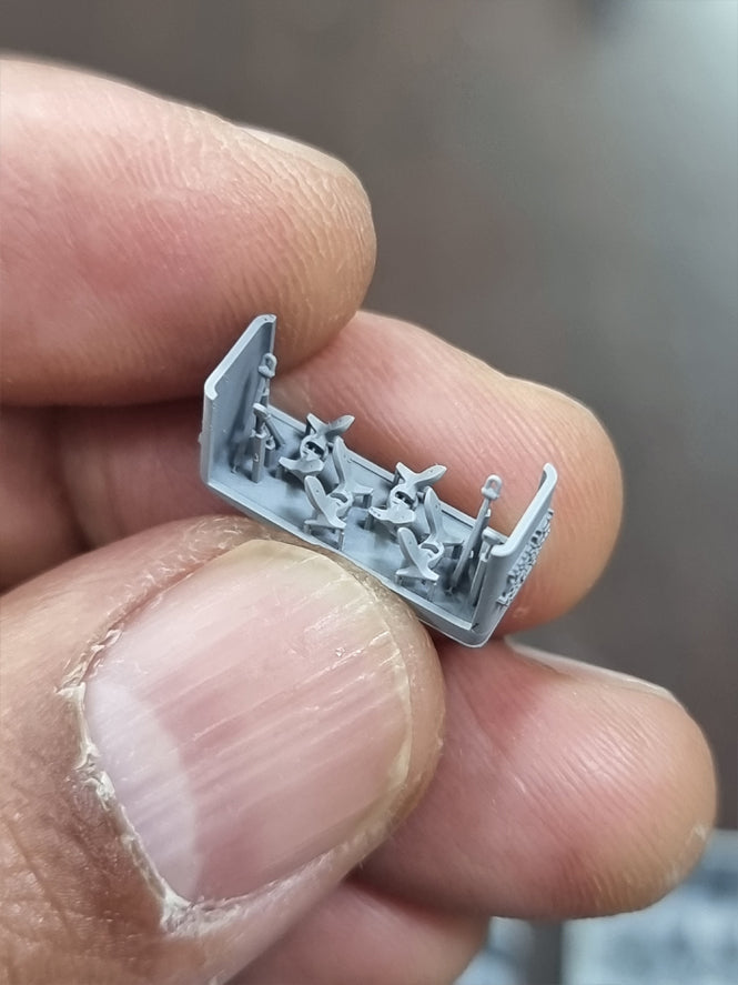 Photo of WWII US Navy Anchor set for destroyer model in 1:700 scale, including 4 resin anchors and printed chain by HS Model