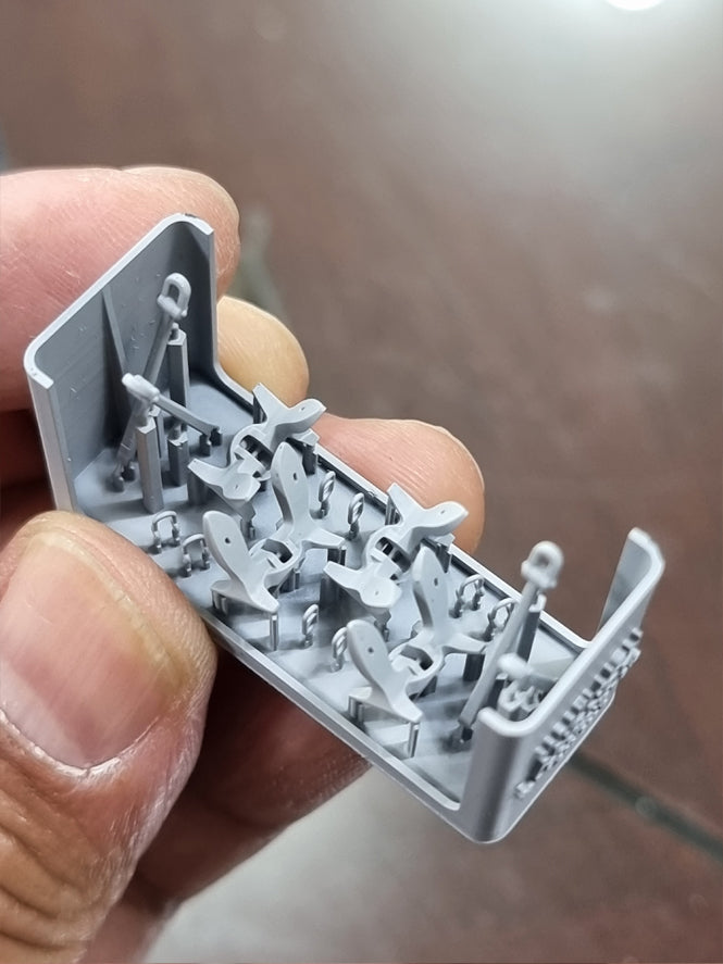 Photo of WWII USN anchor with chain 1:200 scale set for destroyer models by HS Model