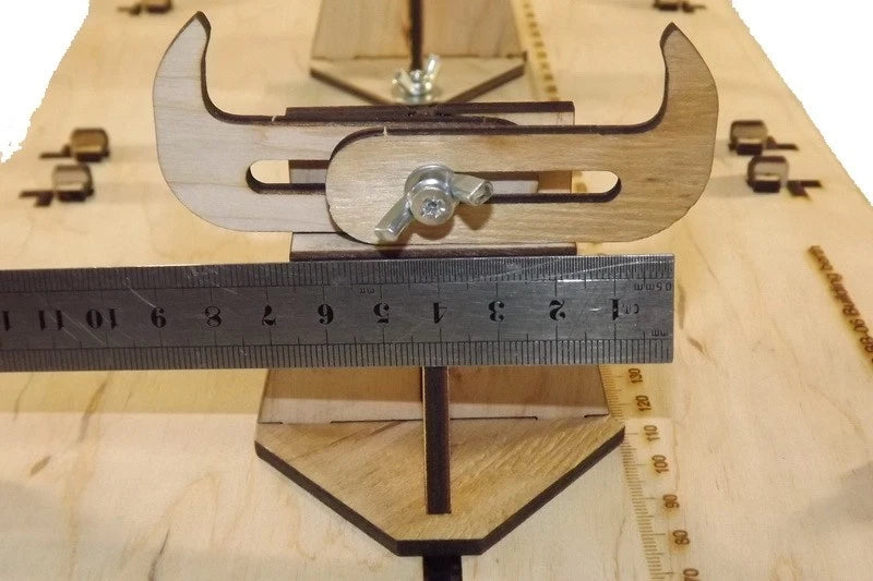 Photo of LMG BB-06 ship model building jig 250x550mm assembly stand