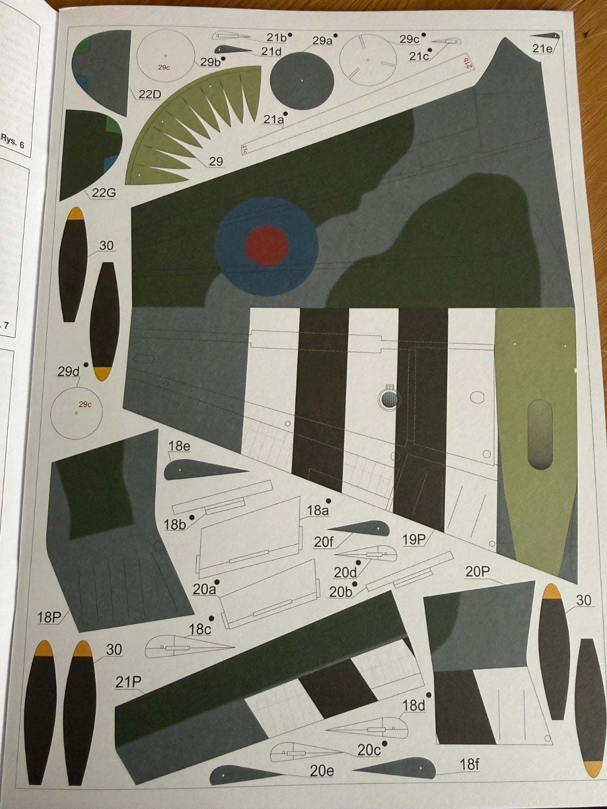 Photo of De Havilland Mosquito Mk.VI FB 1:33 Maly Modelarz 10-11-12/2023 card model kit
