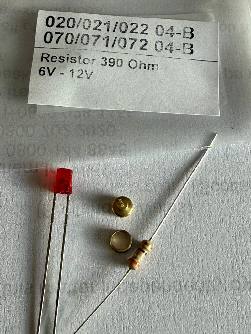 Photo of RB Model 07104 Masthead Lamp 360 Degrees 6x4mm Red LED with resistor for sailboat models
