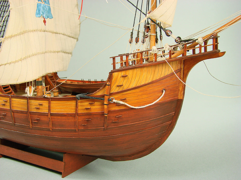 SANTA MARIA & NINA Shipyard Model Kit - Laser-Cut Precision – Modelland